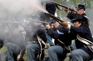 Tri-Valley students defend the Lincolns - photo by Carlos T. Miranda- Pantagraph  